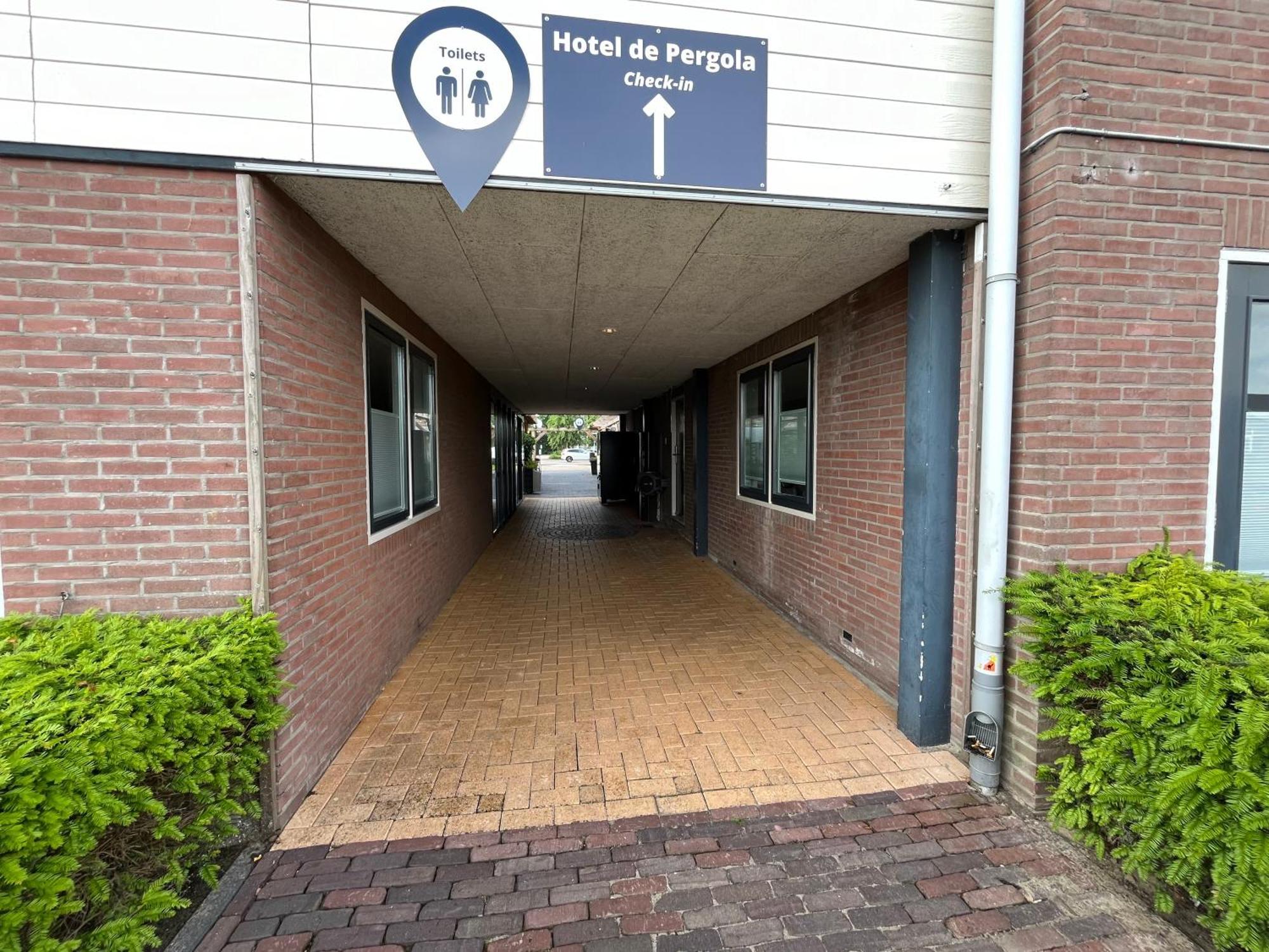 Hotel De Pergola Giethoorn Exterior photo